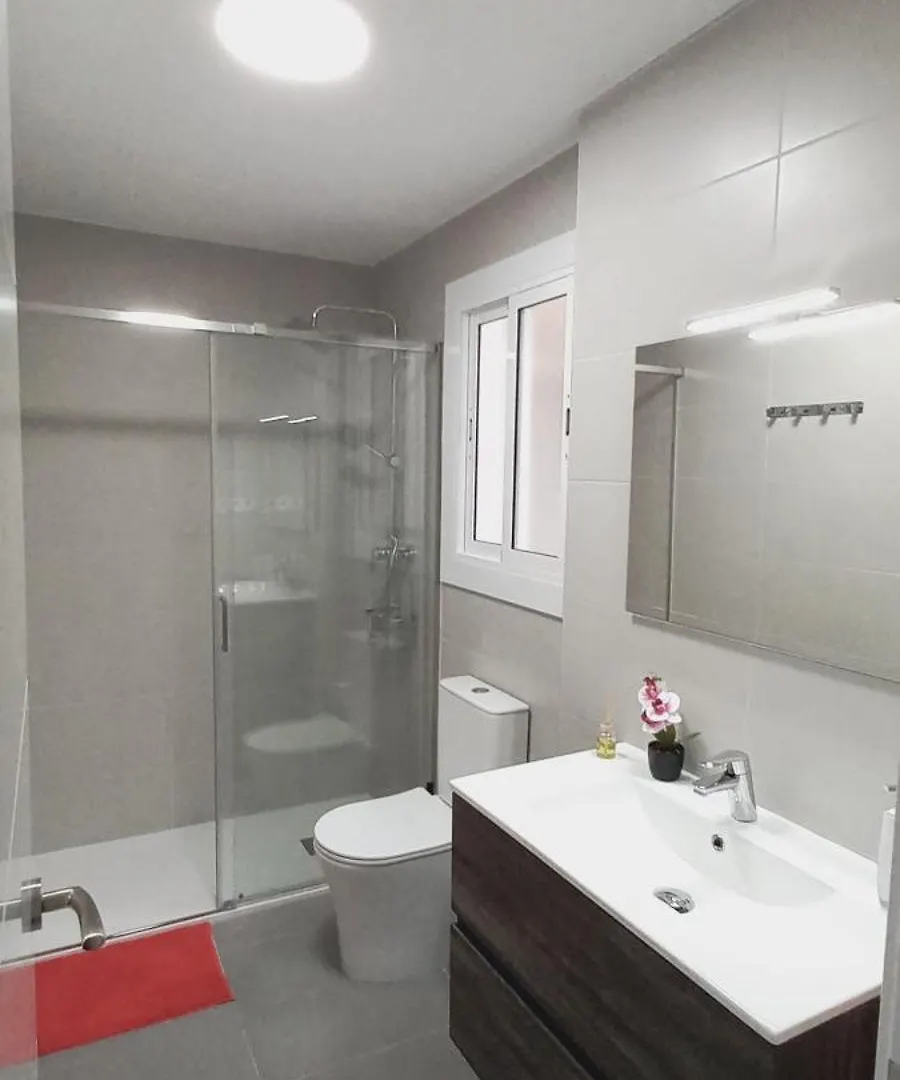 Apartamento Cozy And Sunny Penthouse Fira Bcn L'Hospitalet de Llobregat España