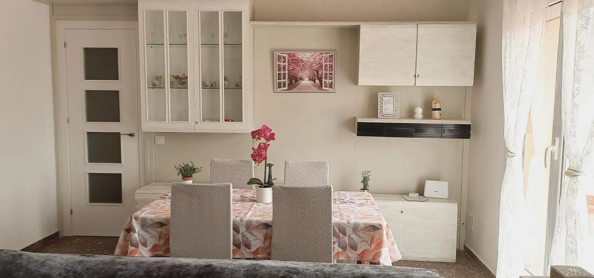 Cozy And Sunny Penthouse Fira Bcn Appartement L'Hospitalet de Llobregat
